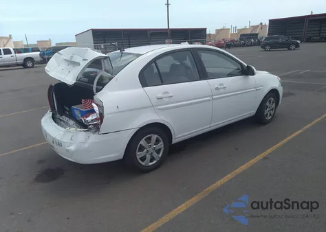 2009 Hyundai Accent Gls z USA, uszkodzony, nr VIN KMHCN46C99U371943